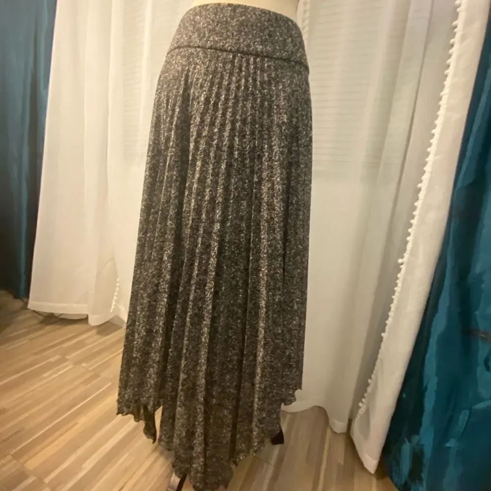 Escada skirt, size 36(4)